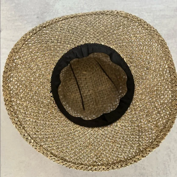 ❌SOLD❌Straw Hat! ADORABLE! - Picture 3 of 4